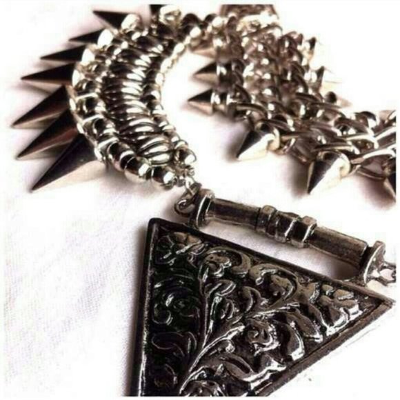 Jewelry | Tribal Chic Necklace - Picture 3 of 9